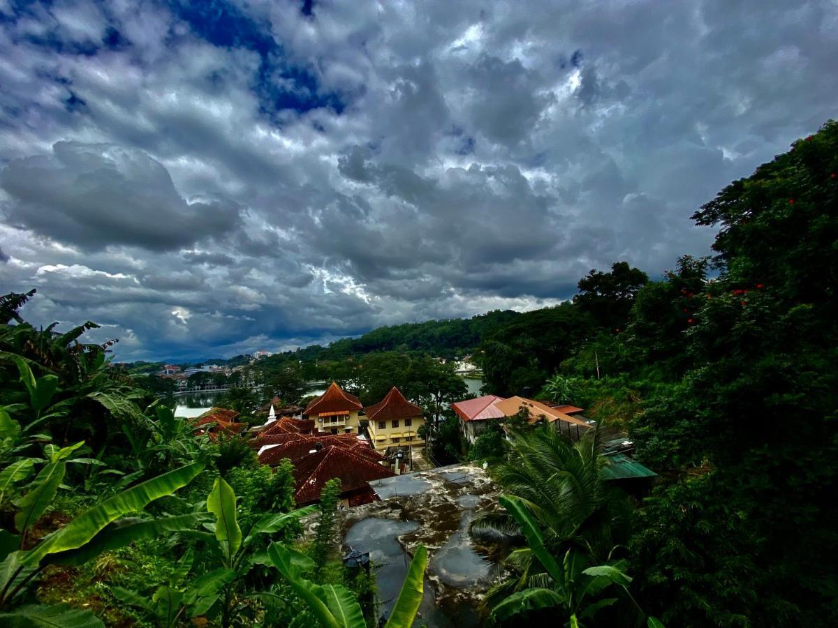Sesatha Lake Kandy Zewnętrze zdjęcie